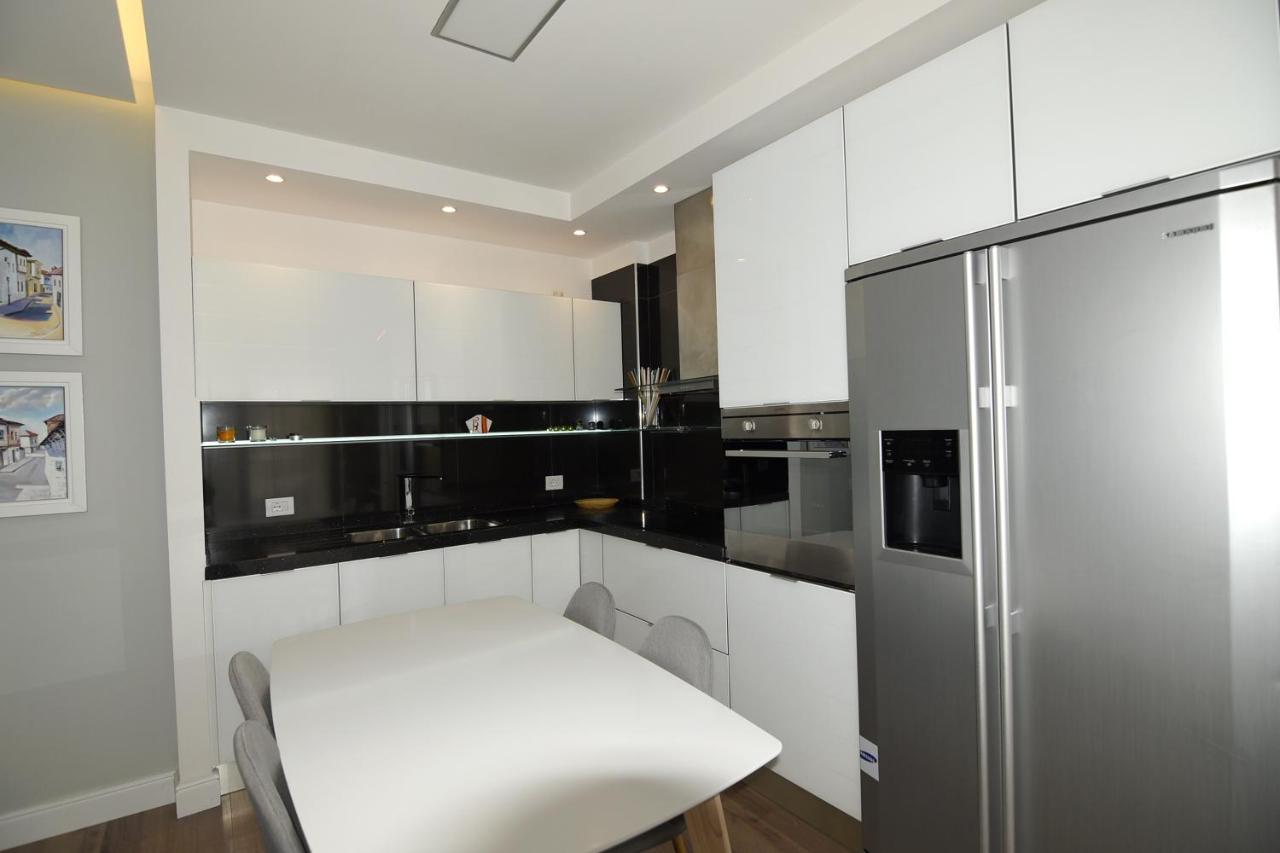 Diamond Hill Apartments Vlorë Екстериор снимка
