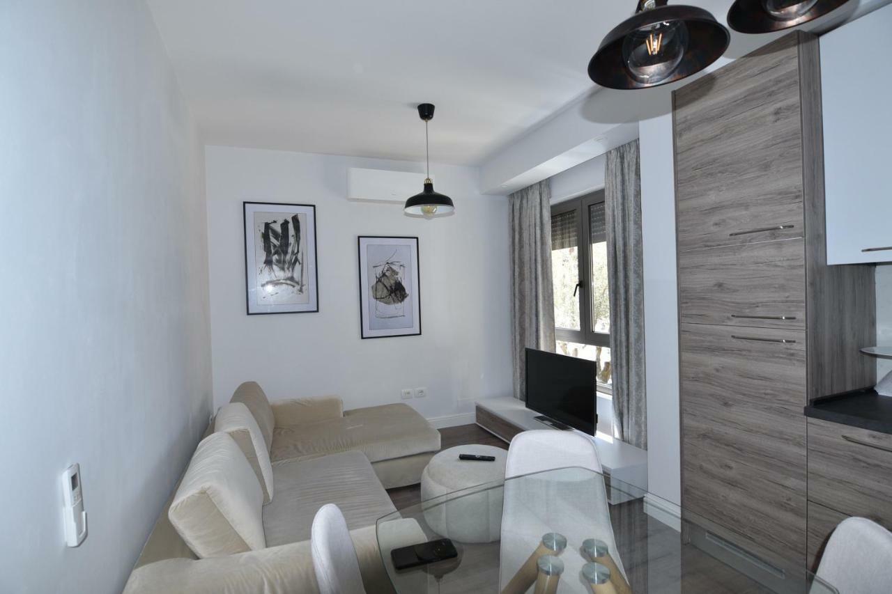 Diamond Hill Apartments Vlorë Екстериор снимка