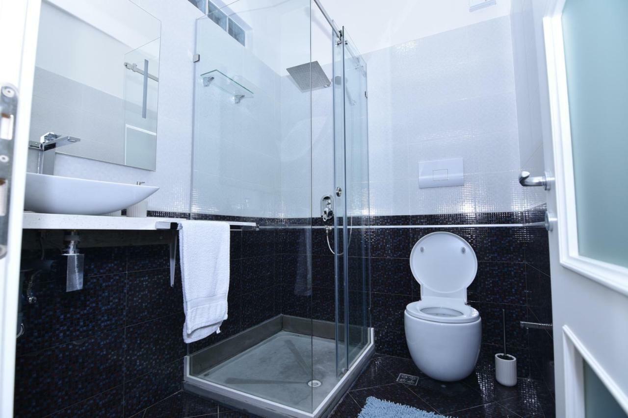 Diamond Hill Apartments Vlorë Екстериор снимка